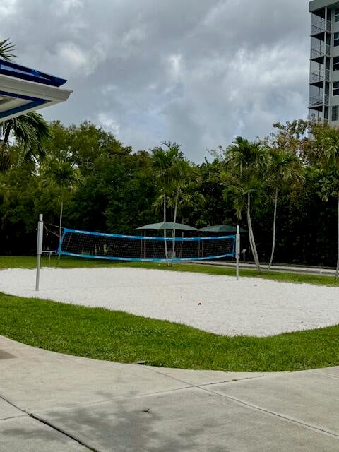 Tiny photo for 800 Cypress Boulevard #103, Pompano Beach, FL 33069 (MLS # B26025461)