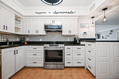 Tiny photo for 800 Cypress Boulevard #103, Pompano Beach, FL 33069 (MLS # B26025461)