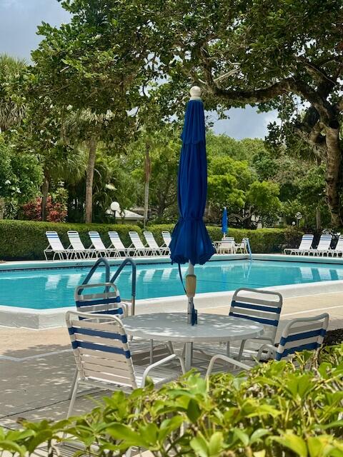 NO 91 PALM-AIRE COUNTRY CLUB - Residential