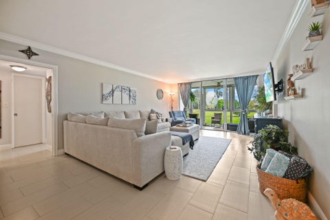 Tiny photo for 800 Cypress Boulevard #103, Pompano Beach, FL 33069 (MLS # B26025461)