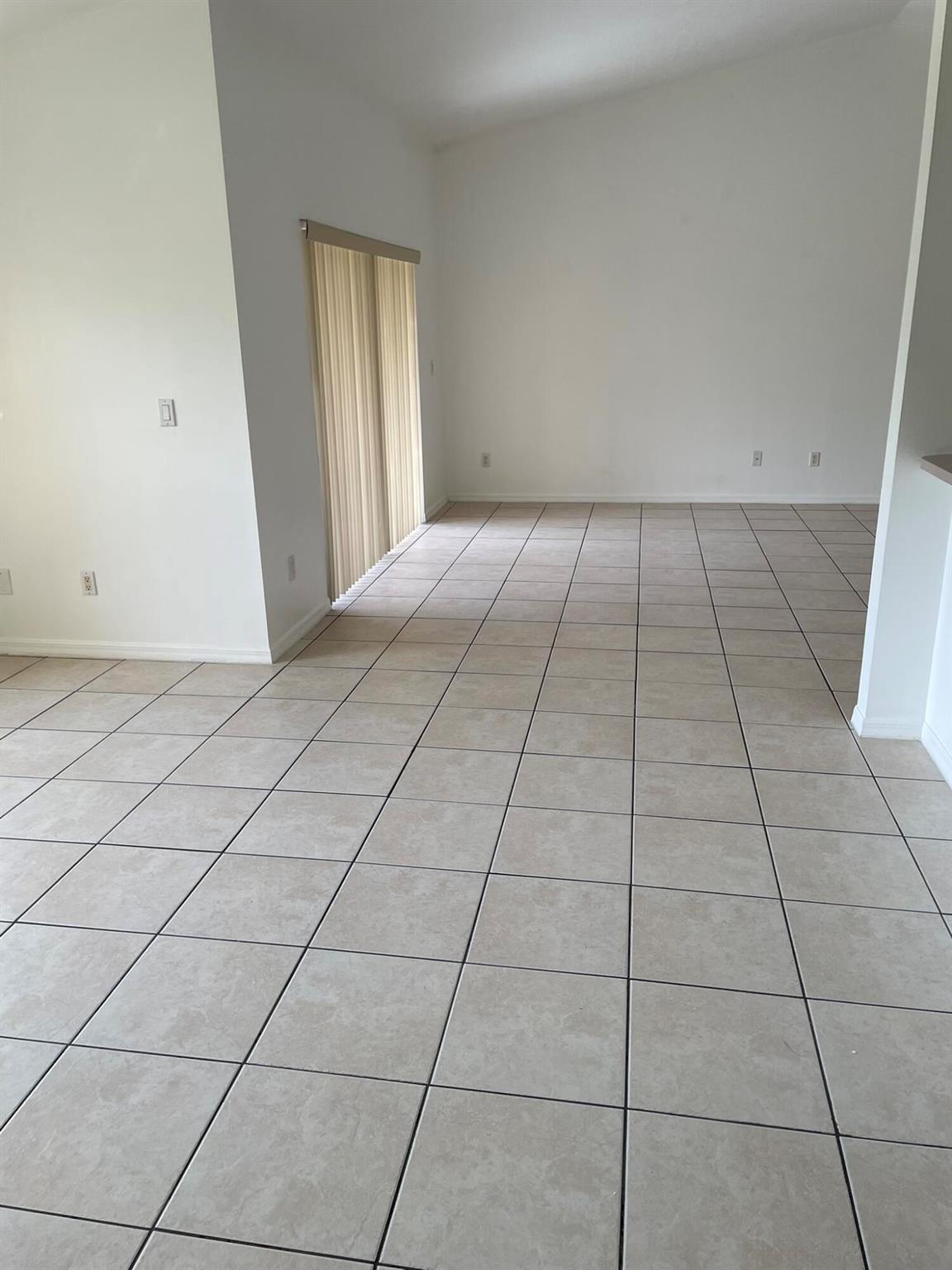 PORT ST LUCIE SEC 43-SELV - Residential Lease