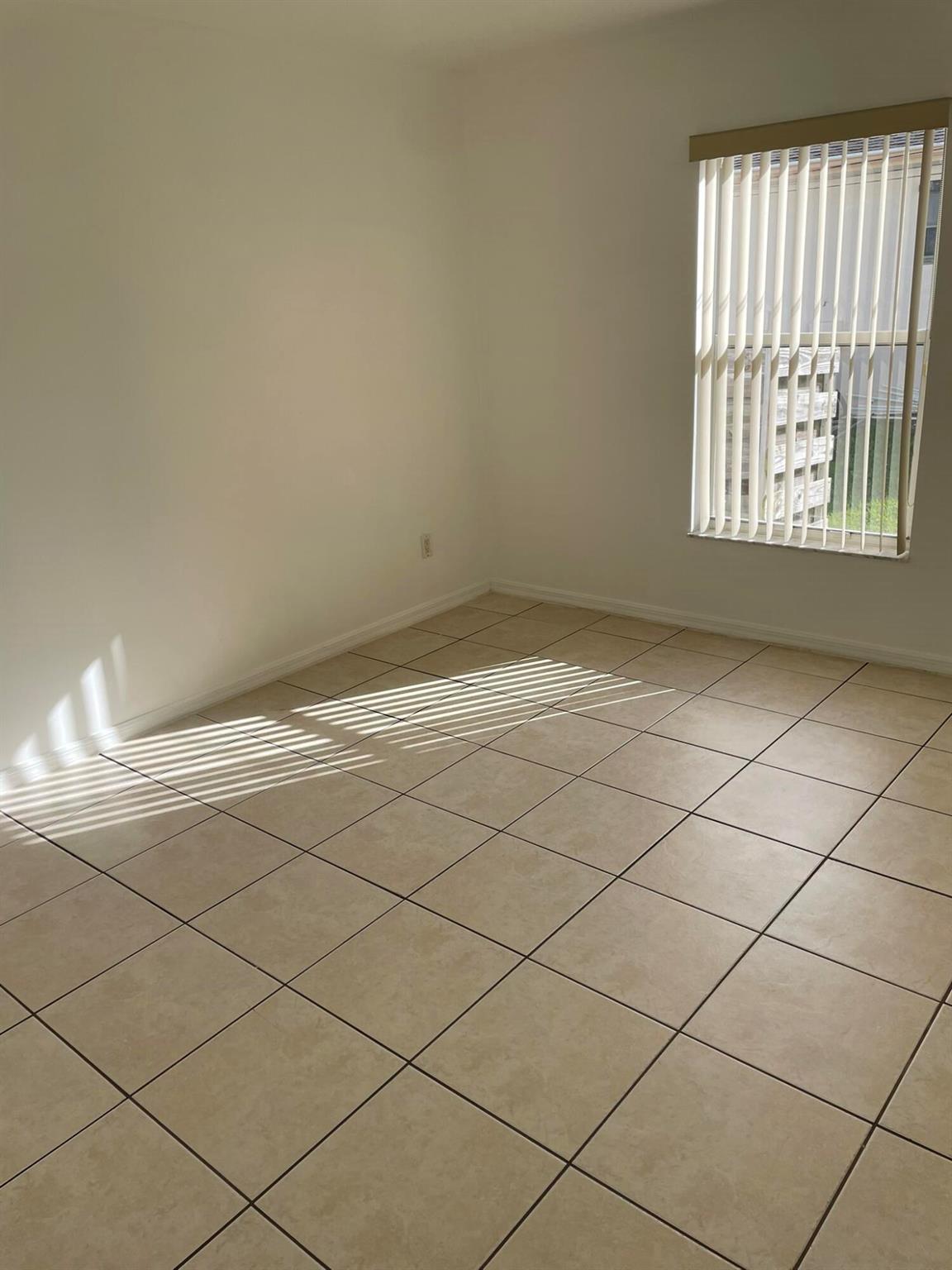 PORT ST LUCIE SEC 43-SELV - Residential Lease