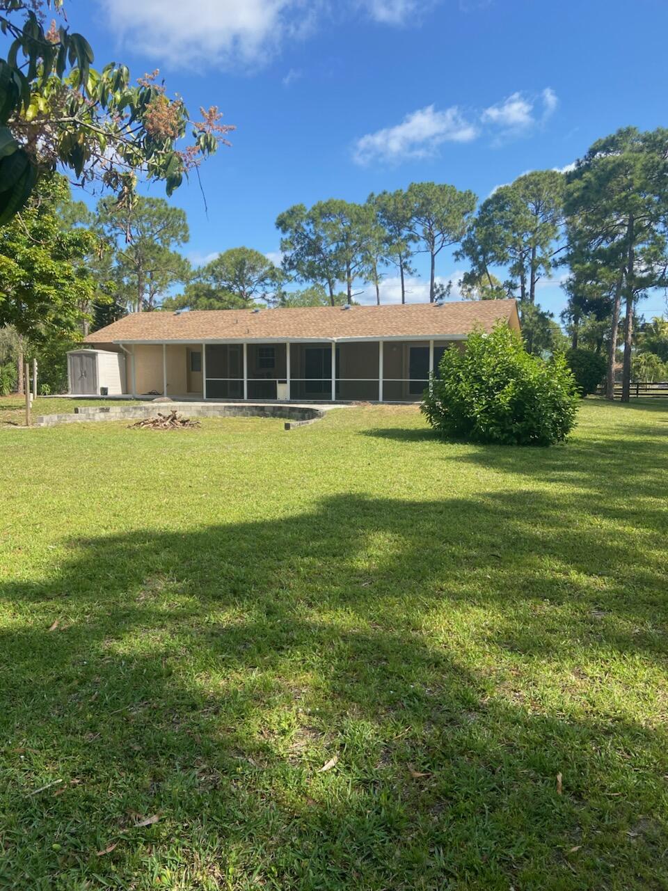 13714 76 Road N