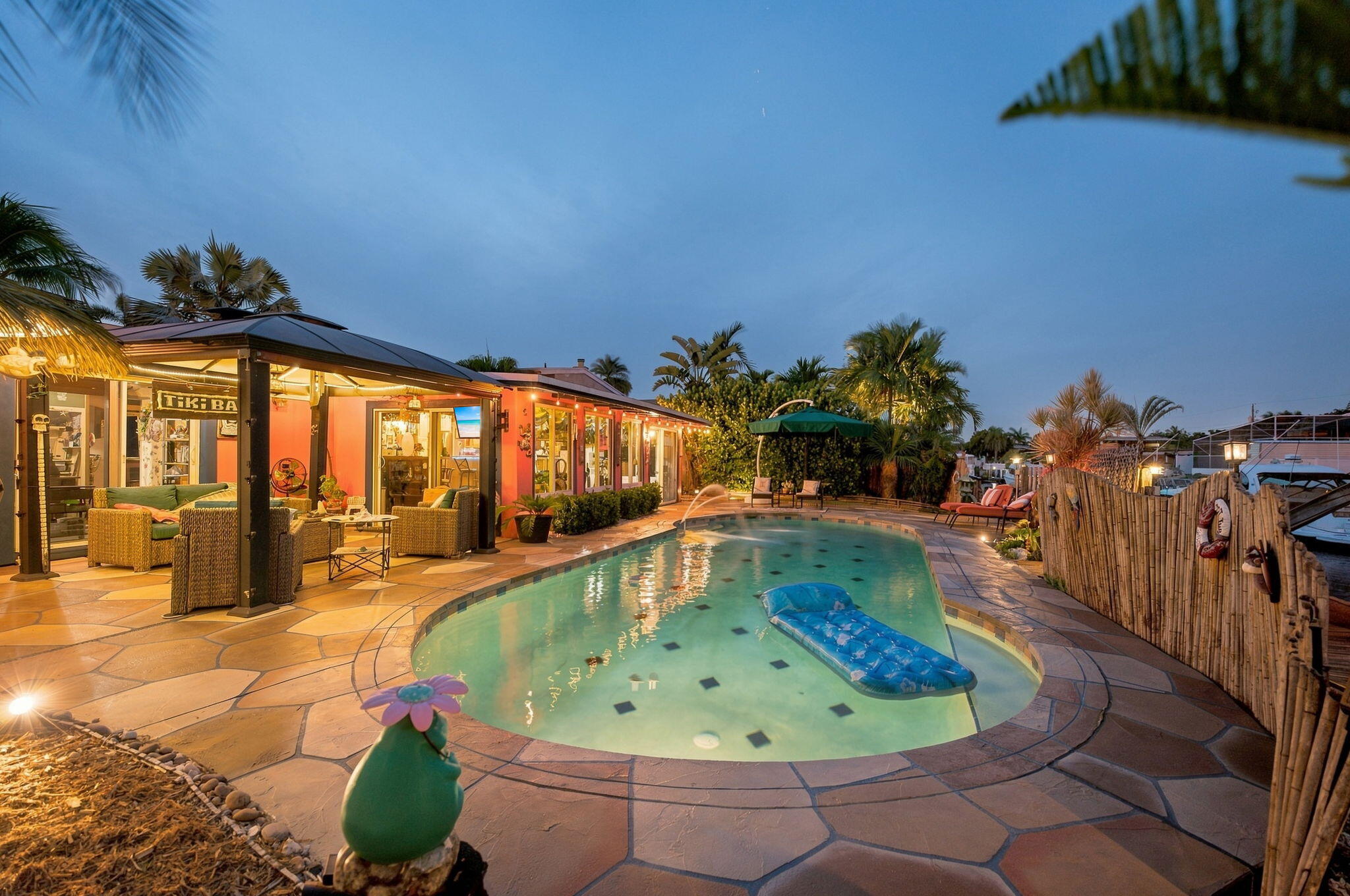2642 NASSAU Lane