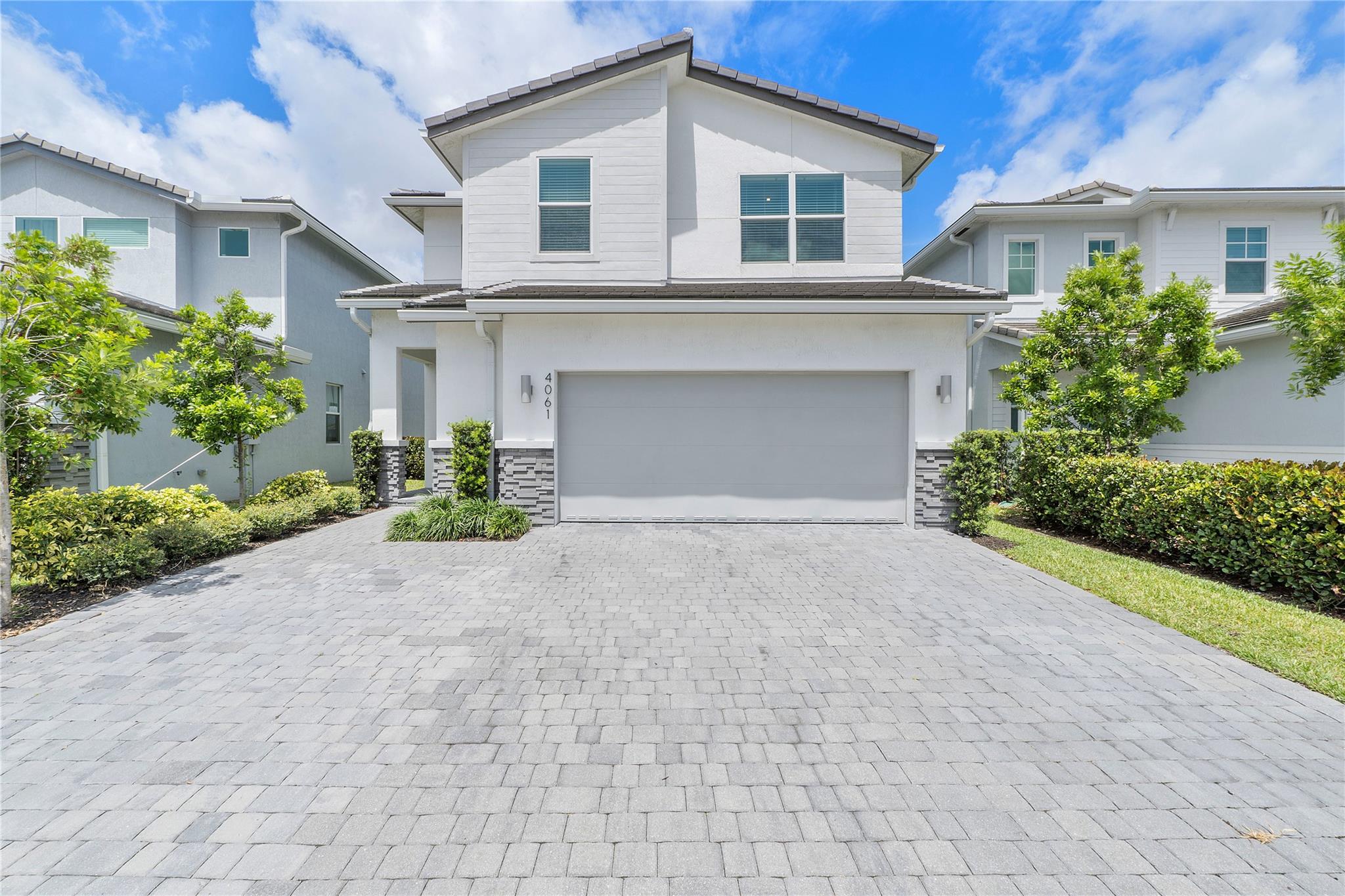 View Deerfield Beach, FL 33064 house