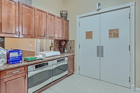 Tiny photo for 6611 Jessica Court, Lake Worth, FL 33467 (MLS # B26087437)