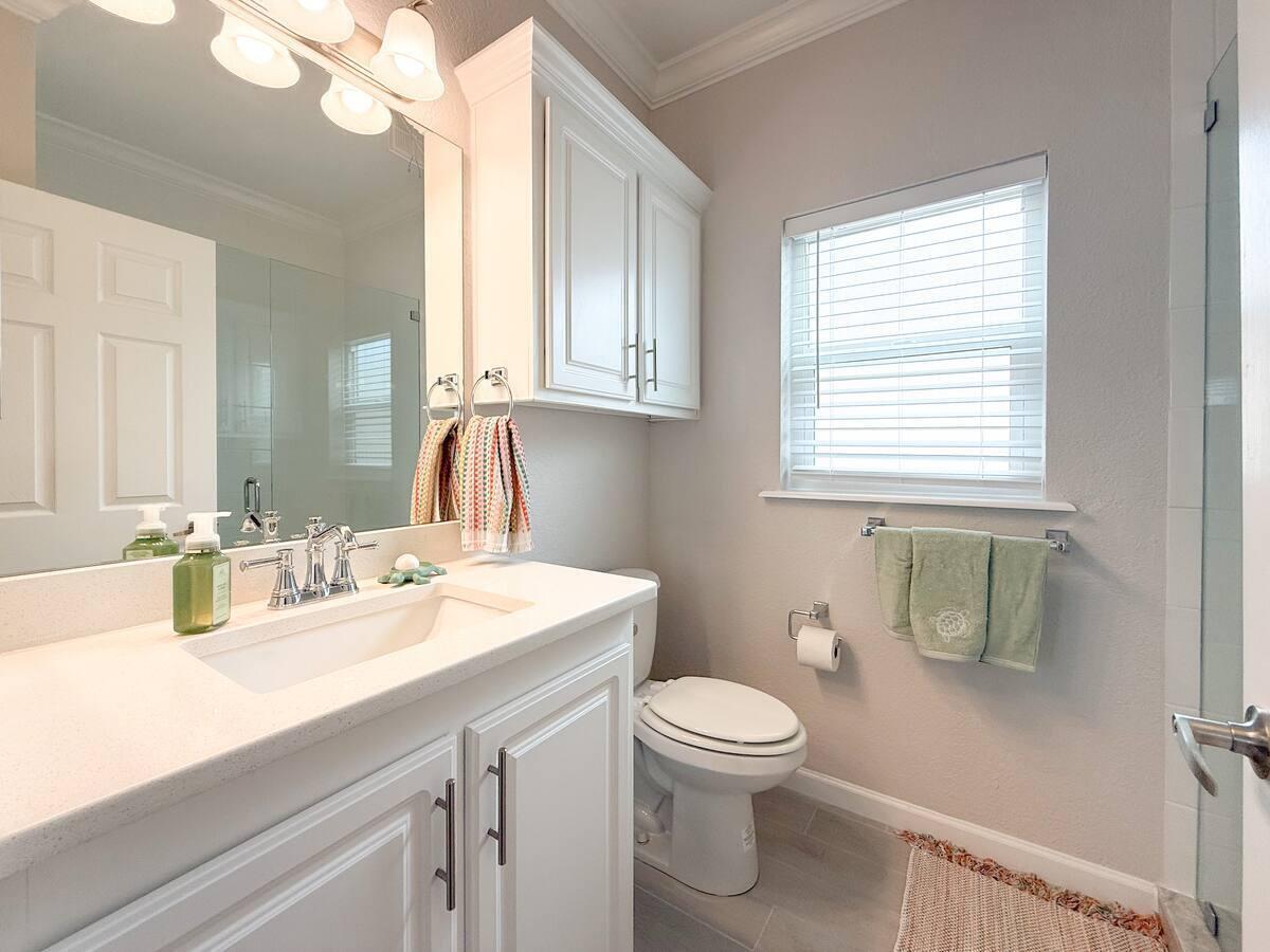 OCEAN BREEZE RESORT - Residential Lease