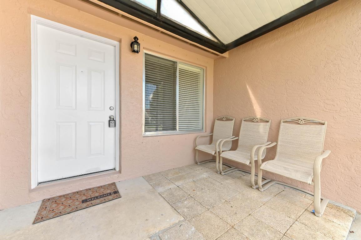 9969 Robins Nest Road