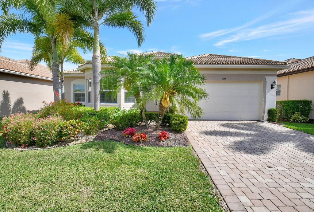 Photo of 8169 Green Mountain Road, Boynton Beach, FL 33473 (MLS # R11011698)