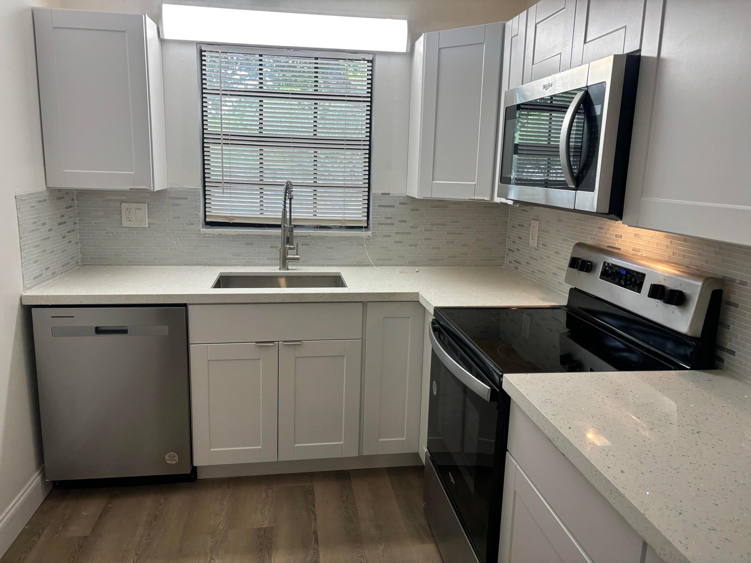 301 Olivewood Place O229