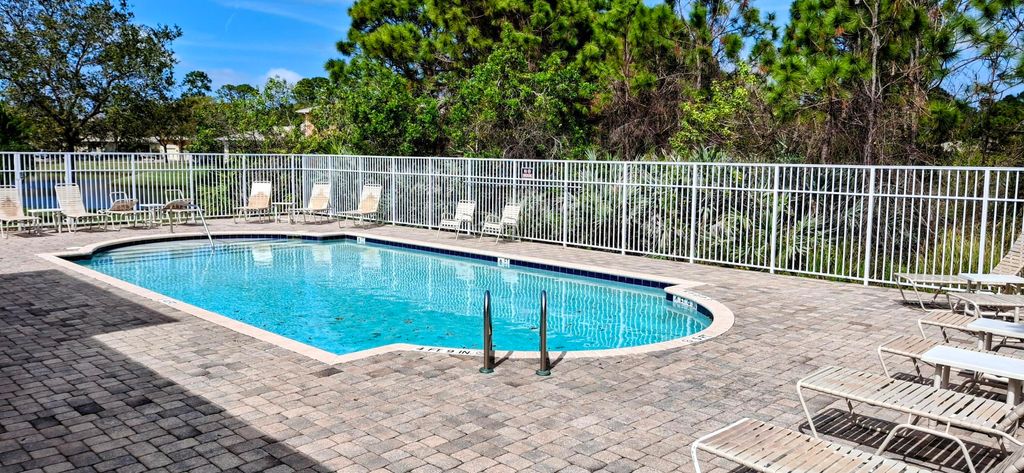 Photo of 2584 SW Stockbridge Sq Square SW, Vero Beach, FL 32962 (MLS # B26024252)