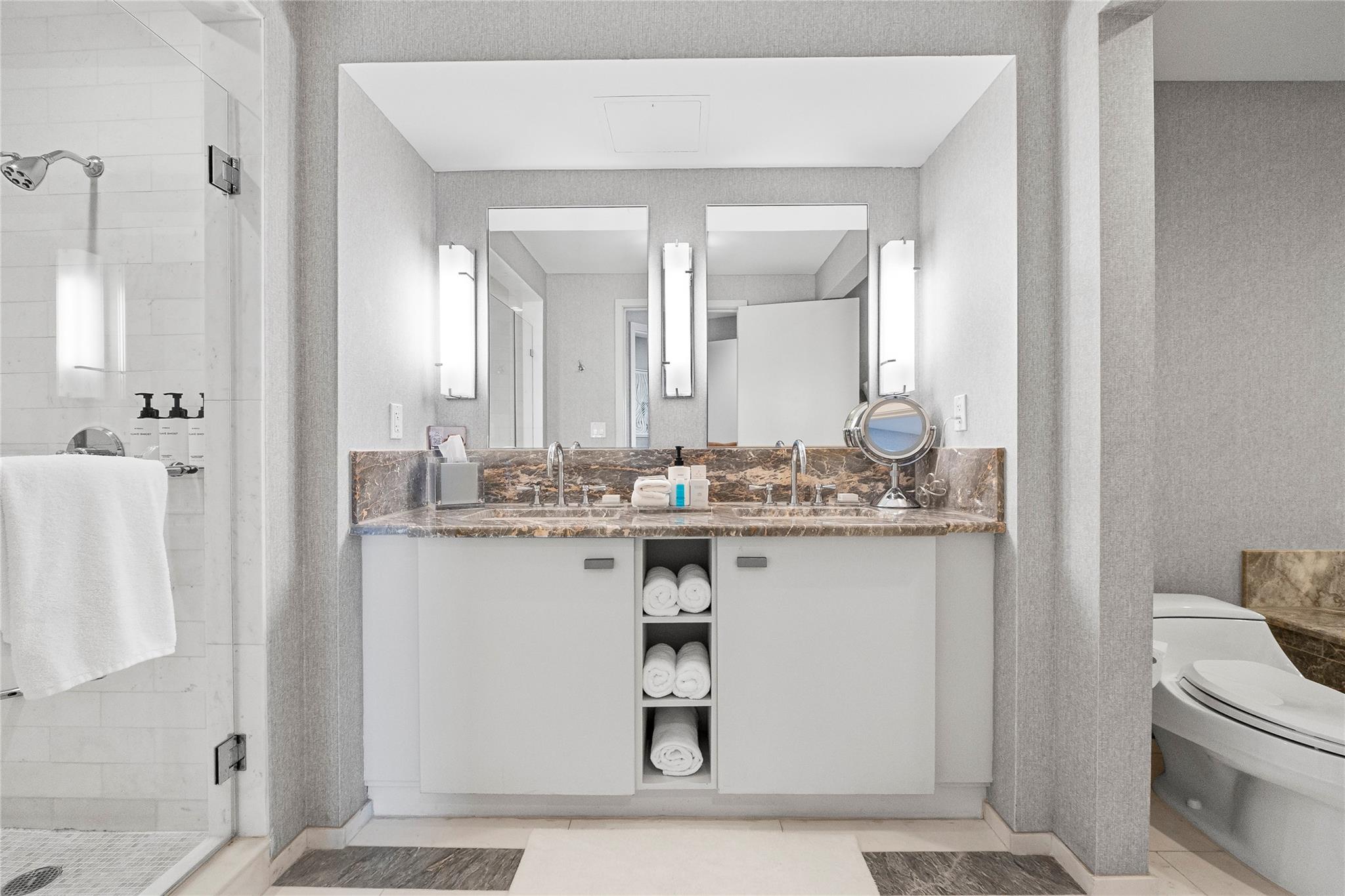 551 N Fort Lauderdale Beach Blvd R1905 & R1906