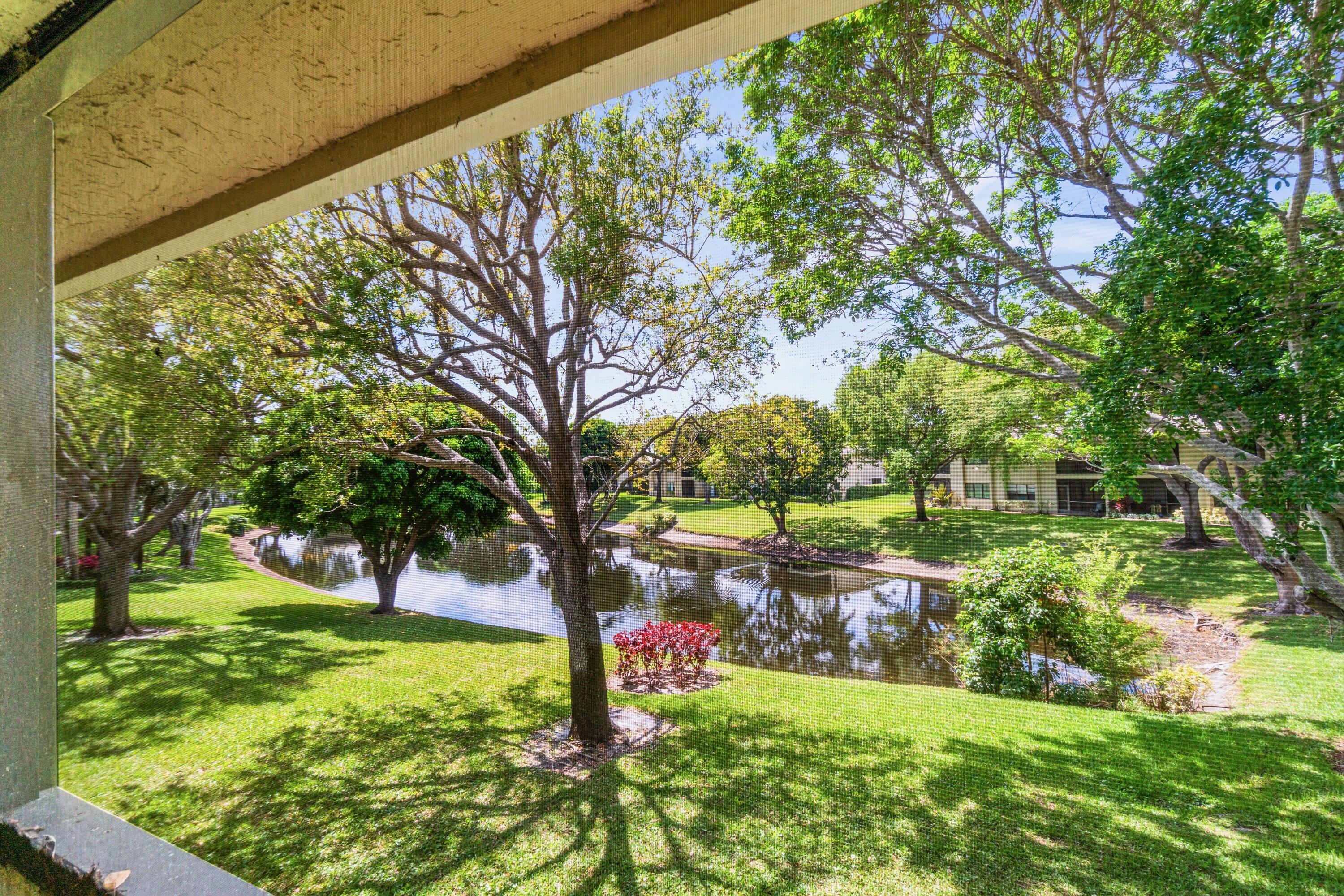 STRATFORD AT HUNTERS RUN CONDO - Residential