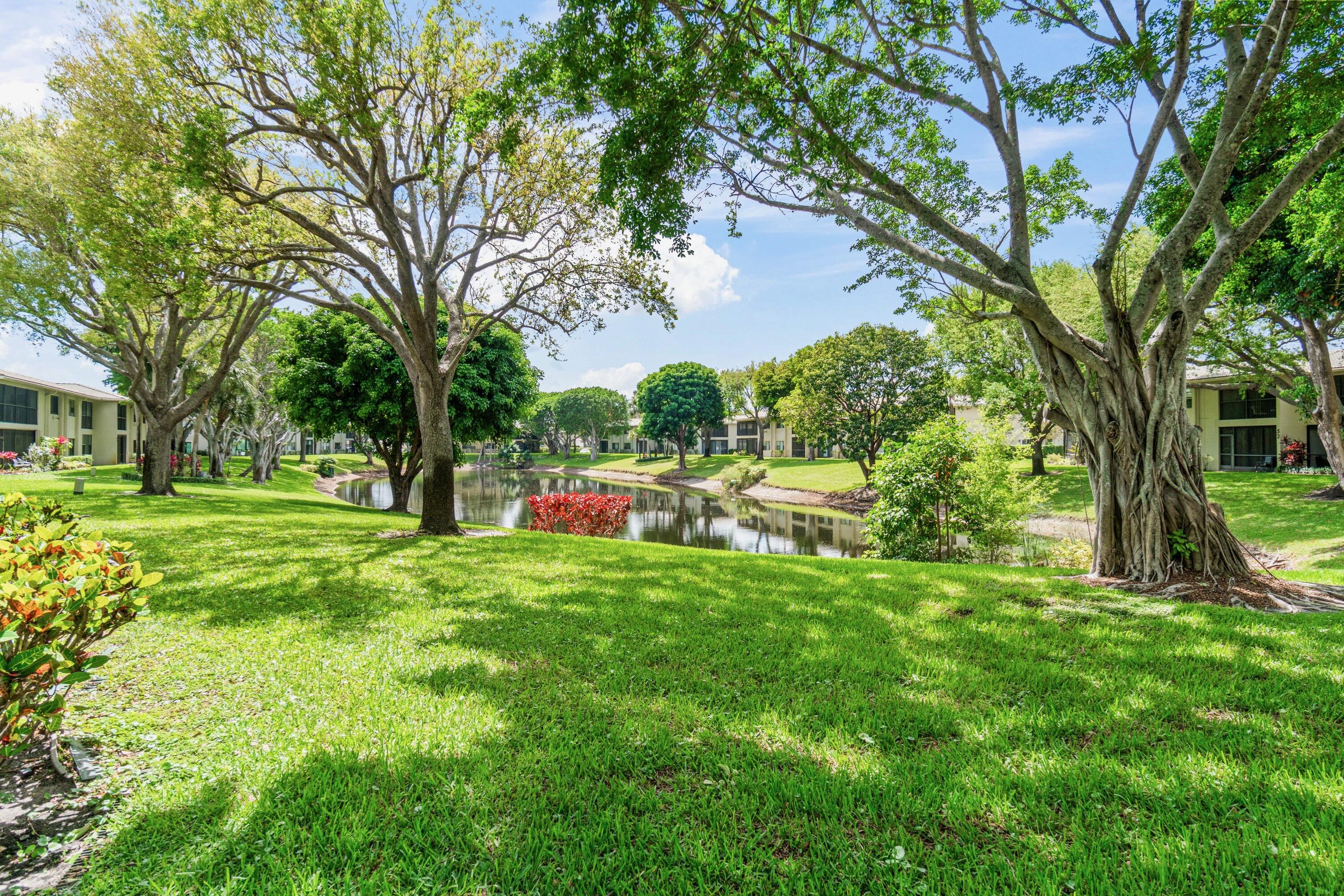 STRATFORD AT HUNTERS RUN CONDO - Residential