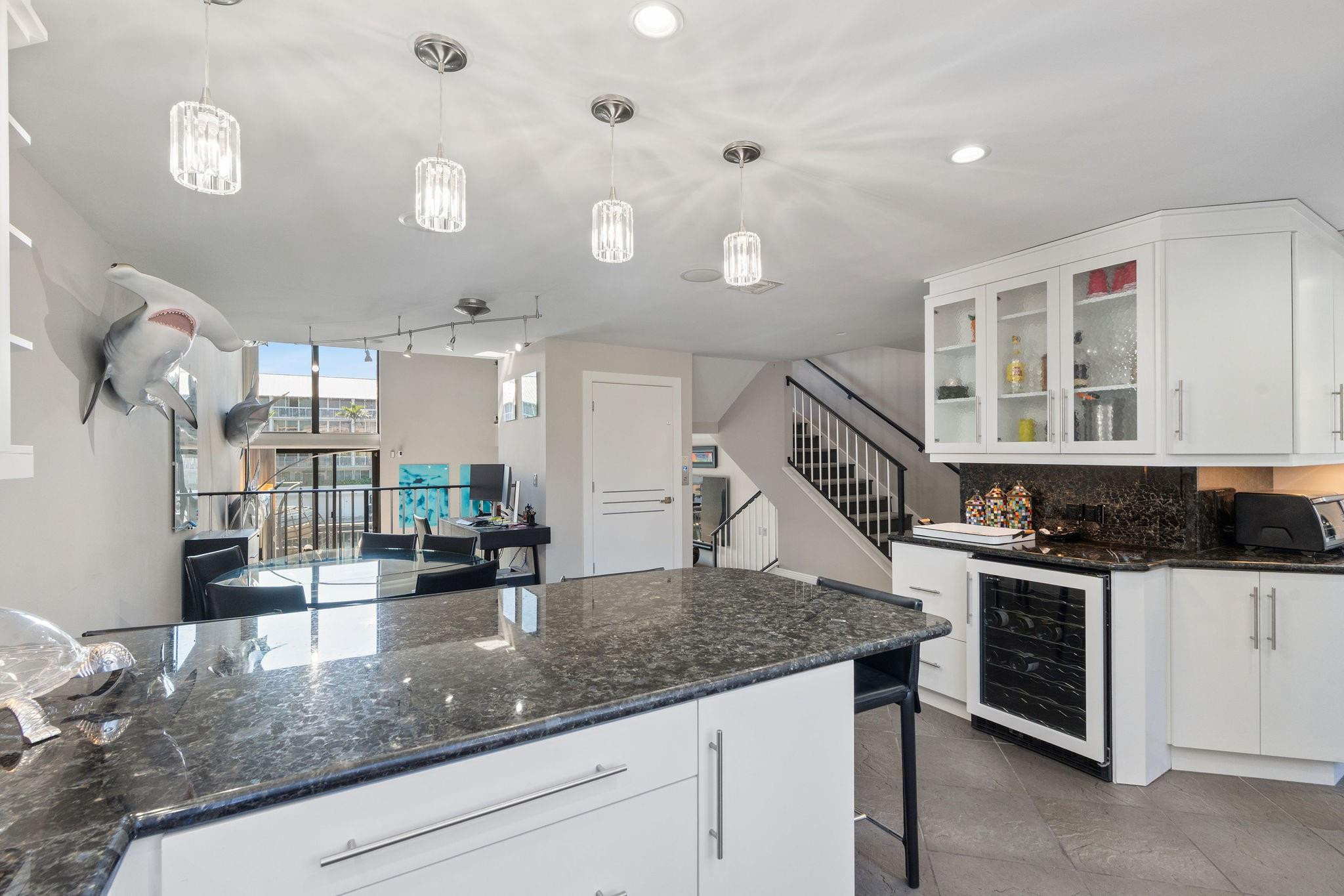 PORTSIDE YACHT CLUB - Residential Lease