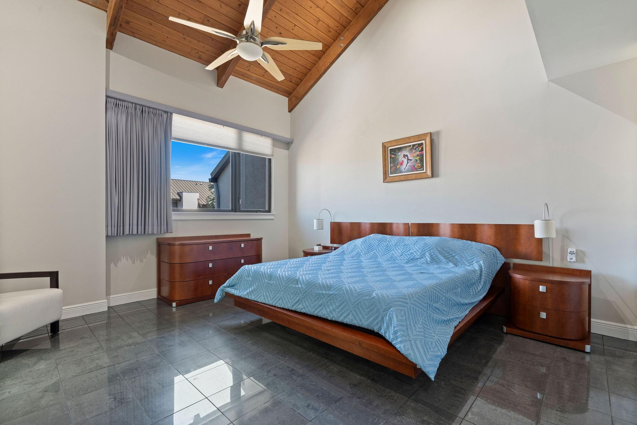 PORTSIDE YACHT CLUB - Residential Lease