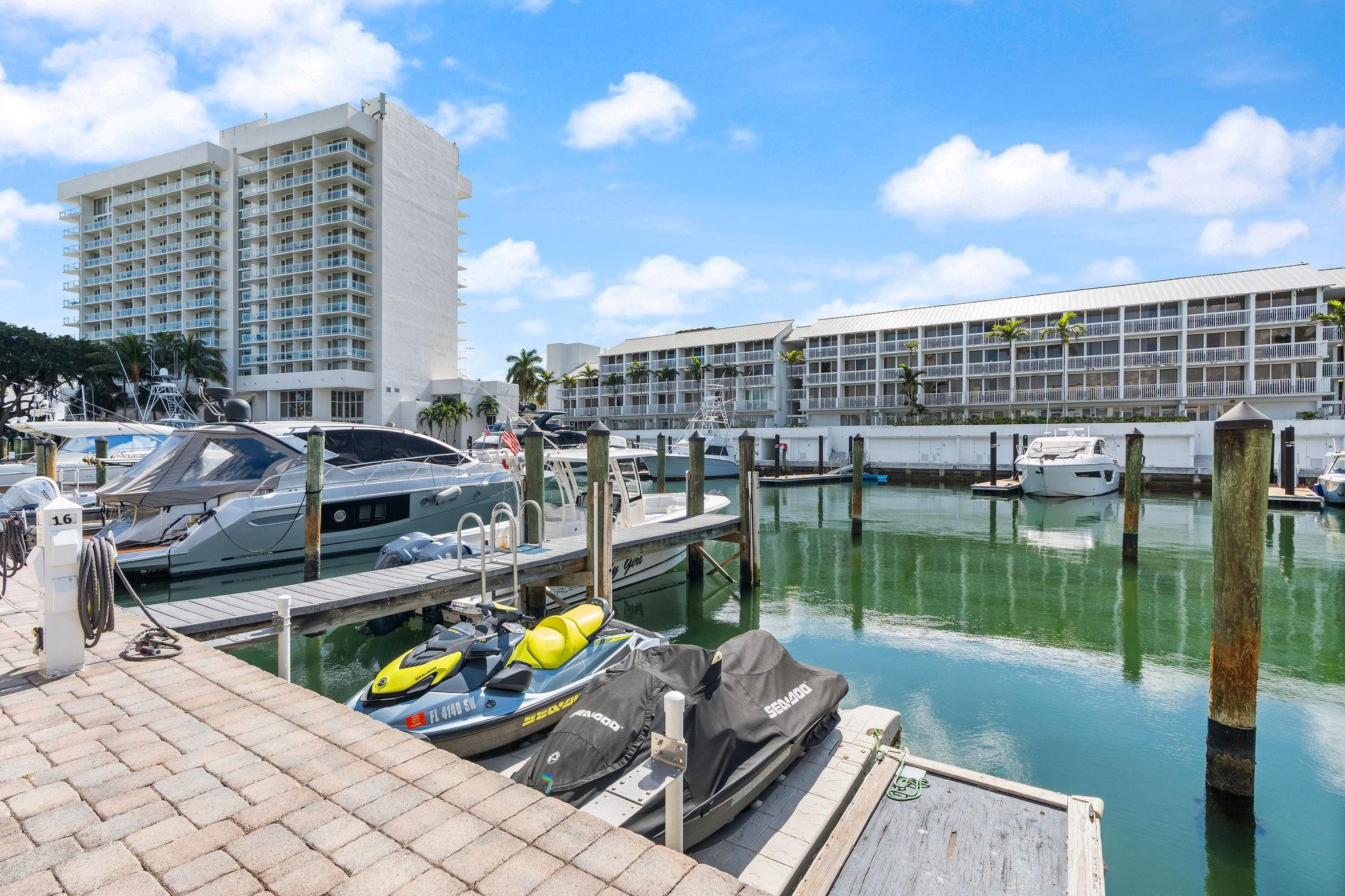 PORTSIDE YACHT CLUB - Residential Lease