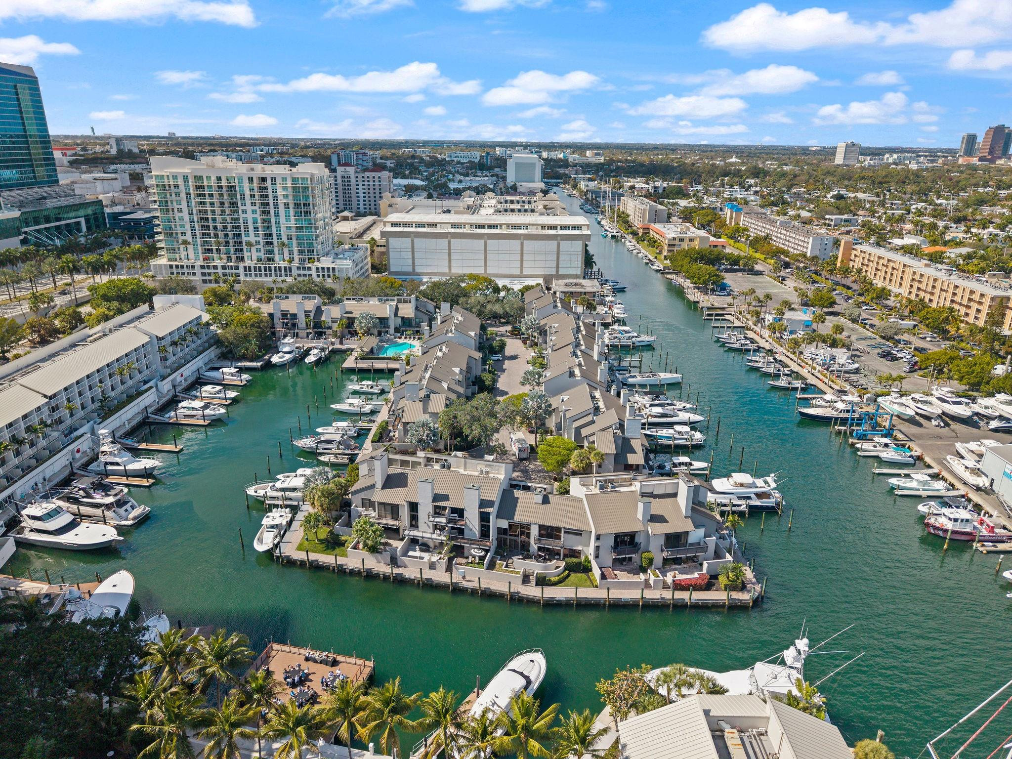 PORTSIDE YACHT CLUB - Residential Lease