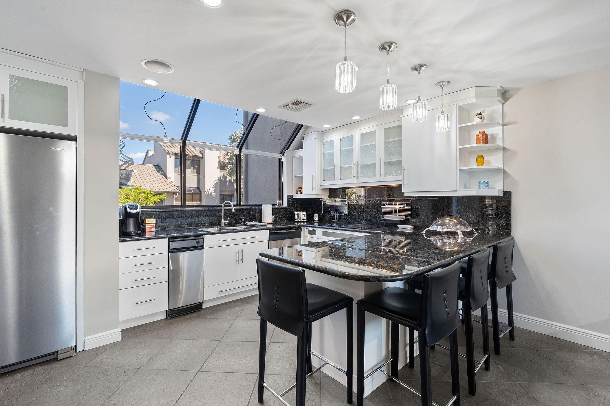 PORTSIDE YACHT CLUB - Residential Lease