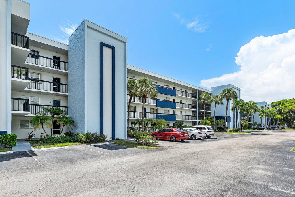 Photo of 6000 NW 2nd Avenue #339, Boca Raton, FL 33487 (MLS # B26073131)