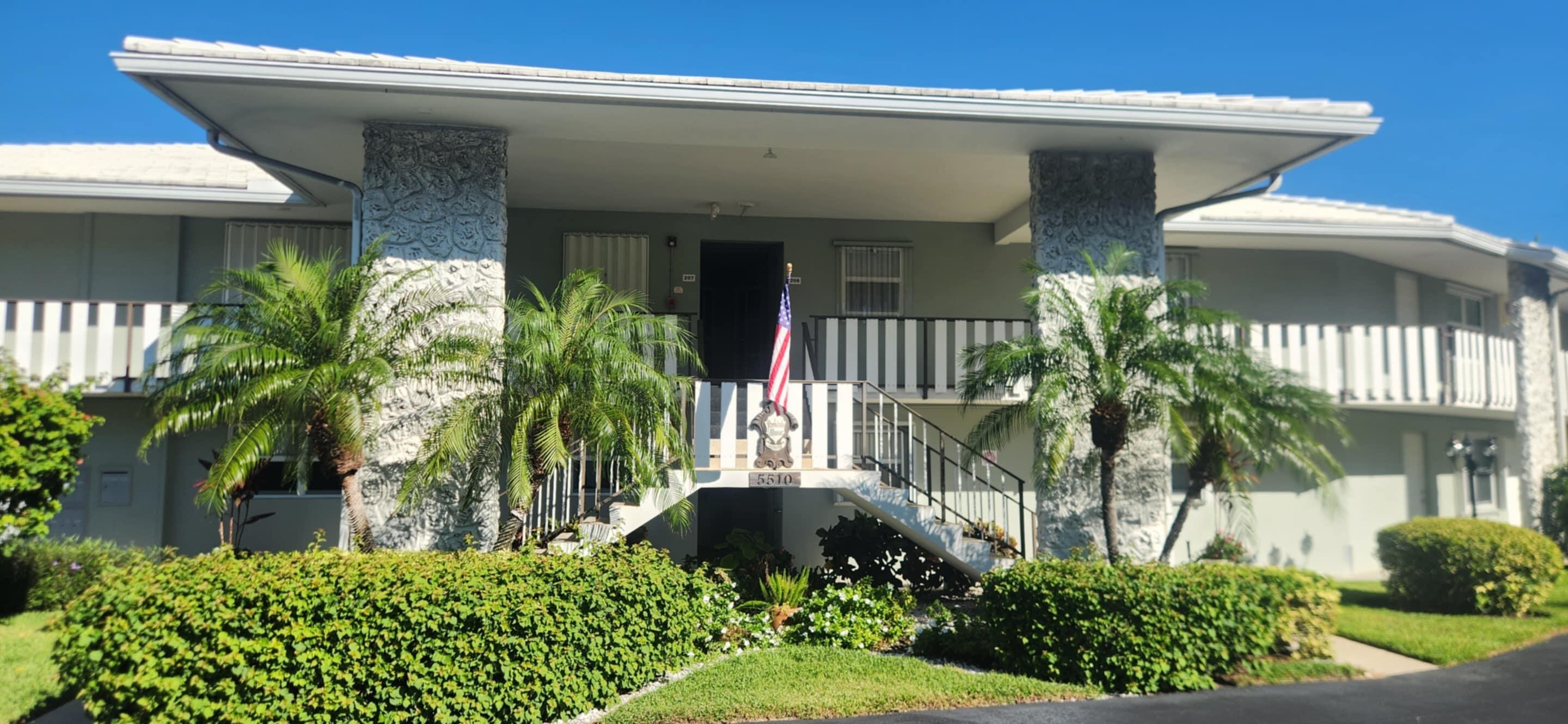 PARKDALE MANOR HOUSE CONDO - Residential