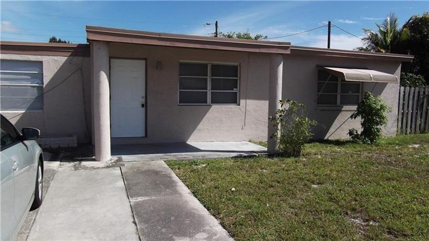 This is a 4-bedroom house with 1 bath, a laundry room and a big fenced-in backyard. The kitchen and bathroom are updated, freshly painted, and move-in ready. New roof installed in 2023.
