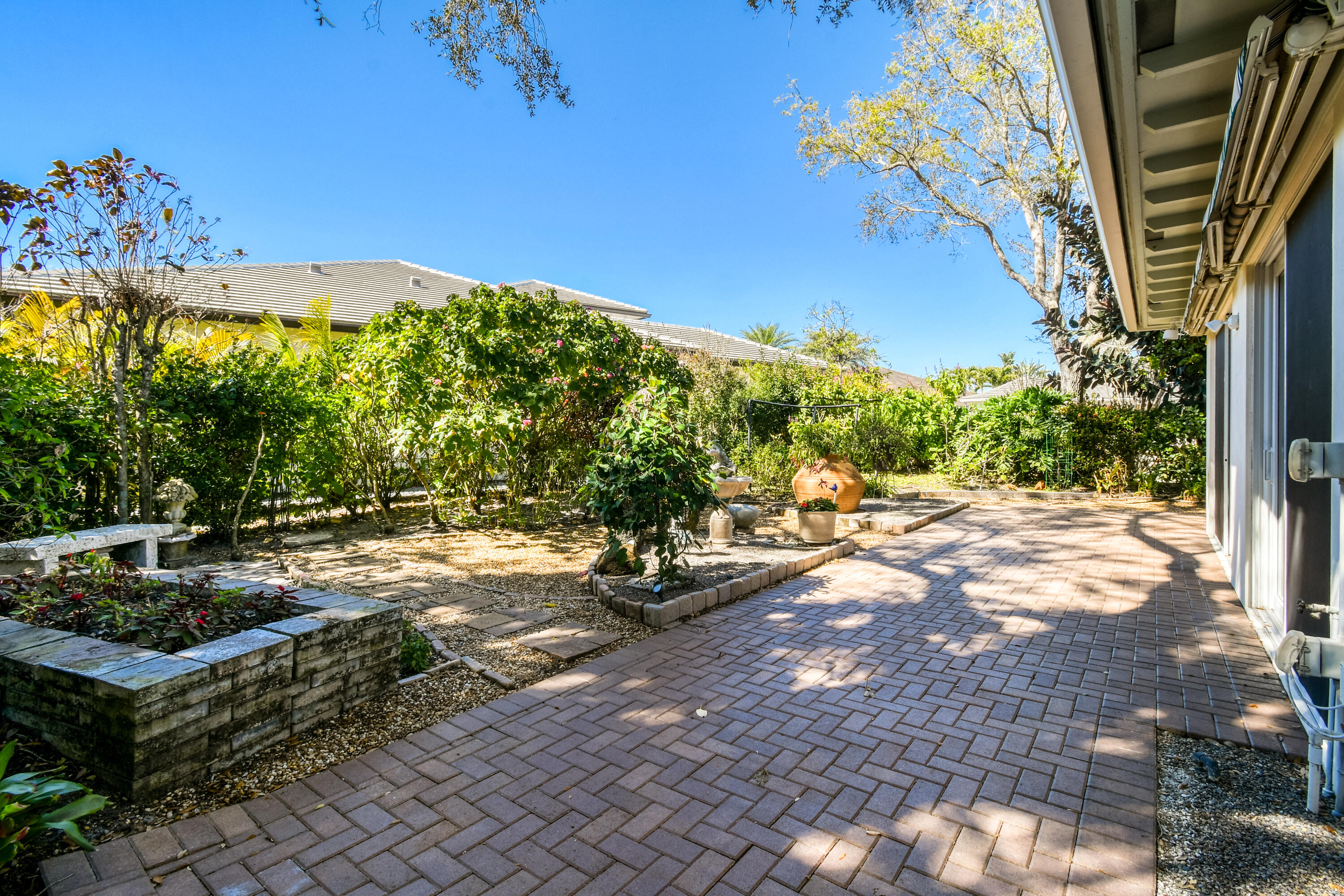 LOXAHATCHEE CLUB AT MAPLEWOOD 6 PH 2 - Residential