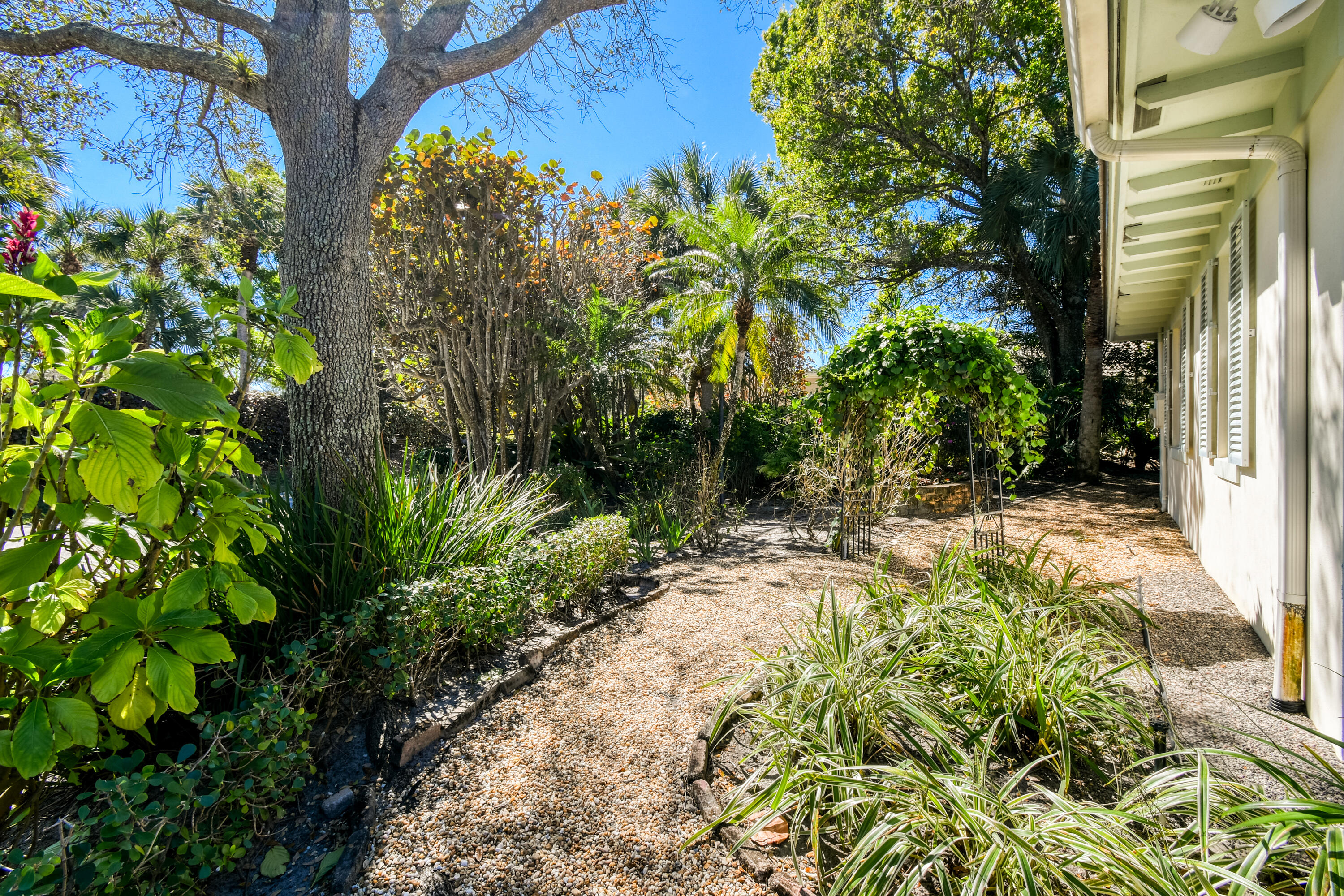 LOXAHATCHEE CLUB AT MAPLEWOOD 6 PH 2 - Residential