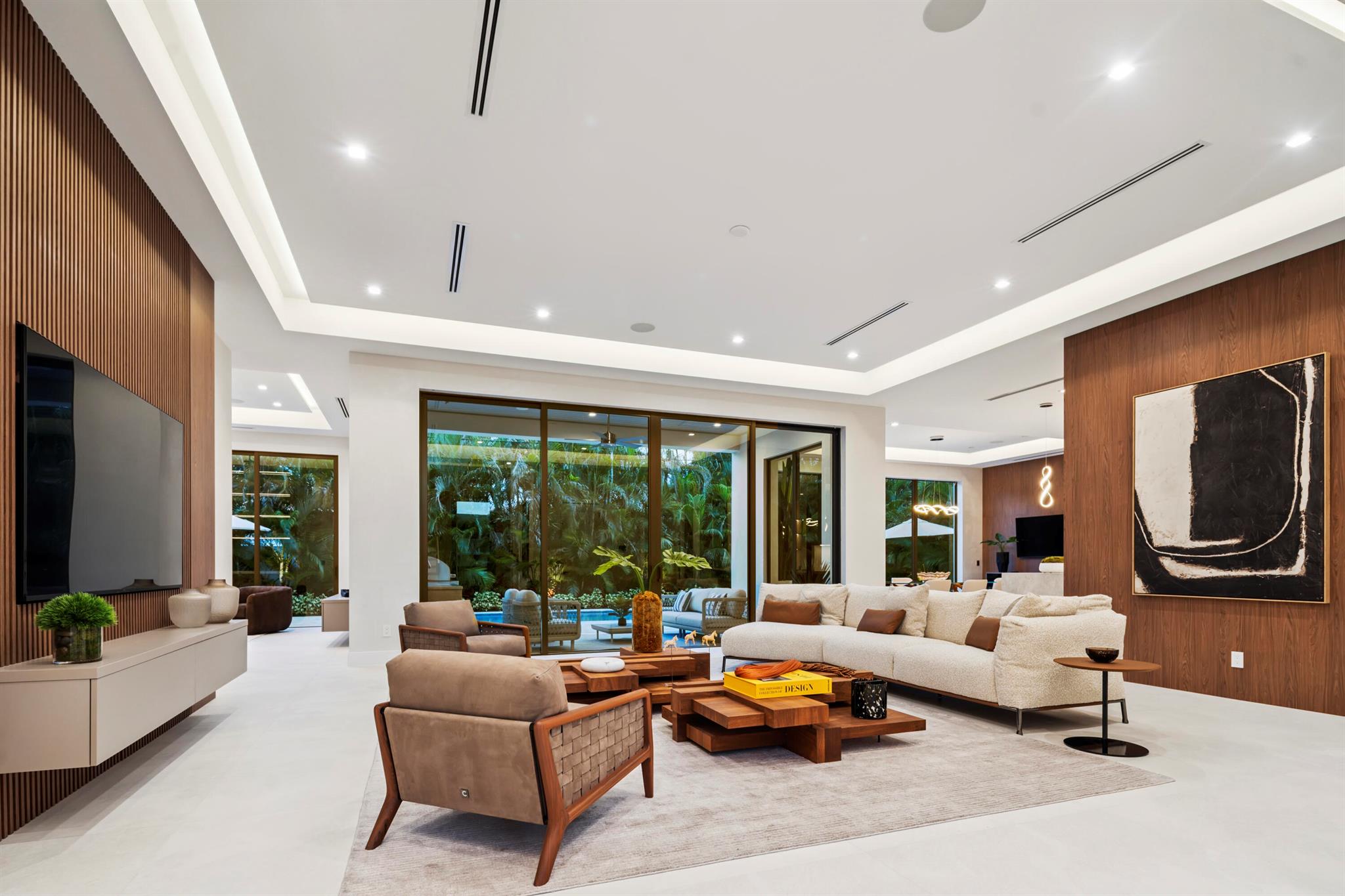 BOCA VILLAS - Residential