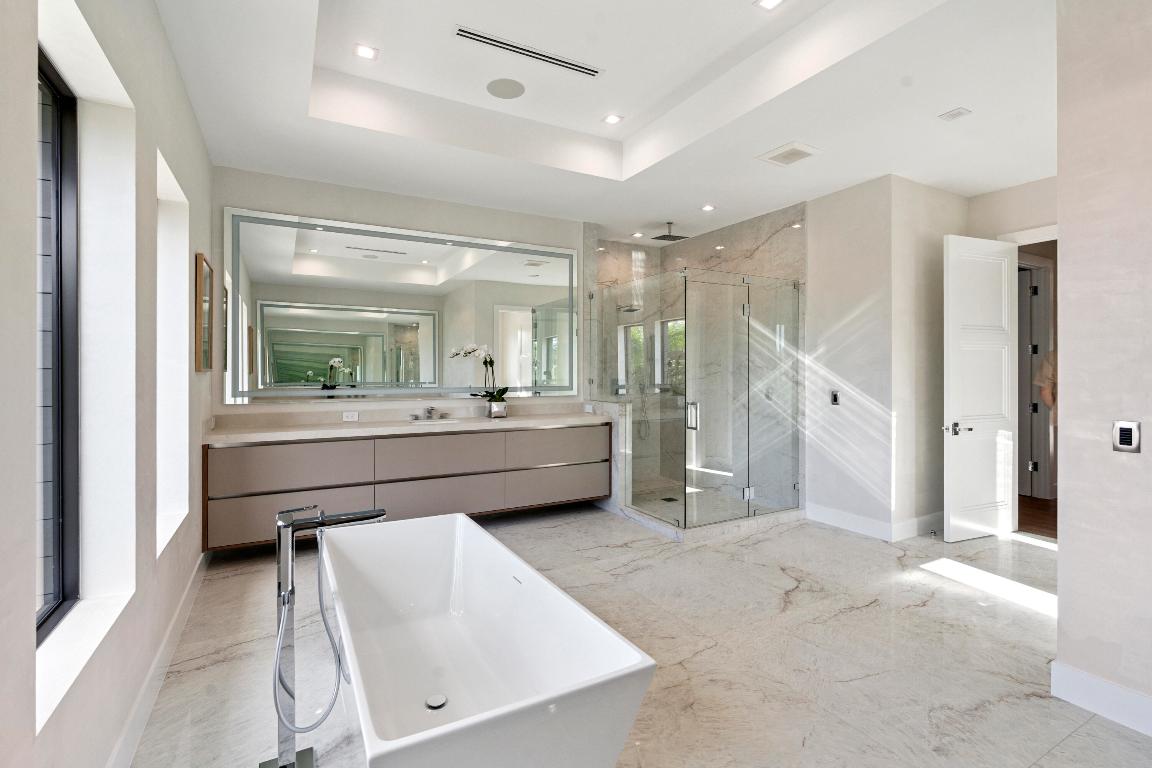 BOCA VILLAS - Residential