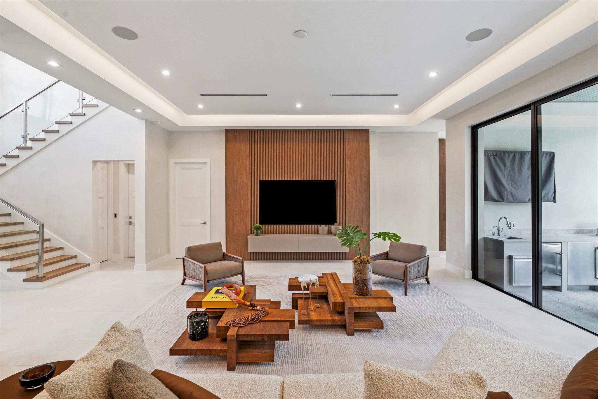 BOCA VILLAS - Residential