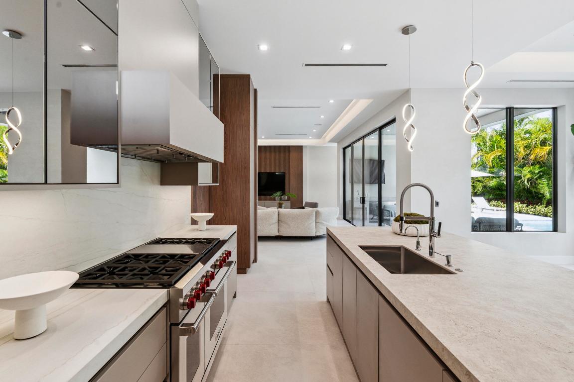 BOCA VILLAS - Residential