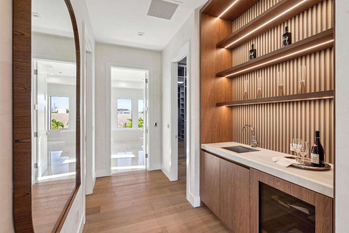 BOCA VILLAS - Residential