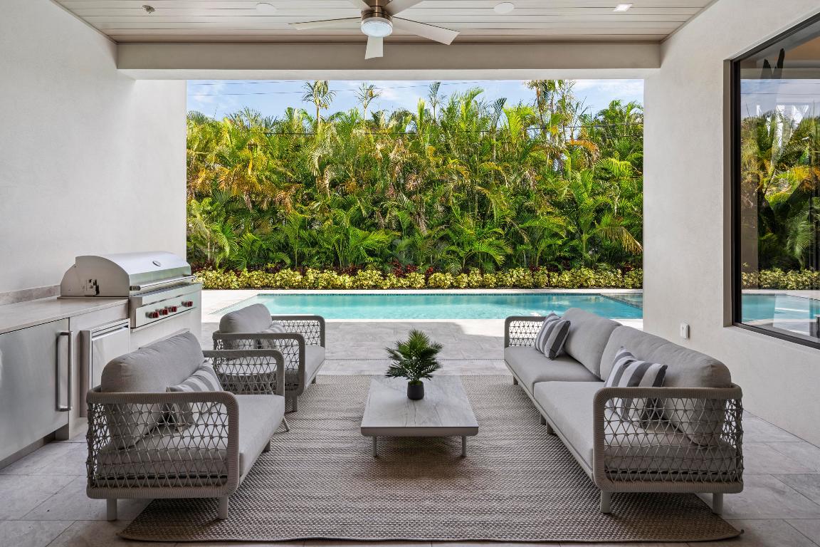 BOCA VILLAS - Residential