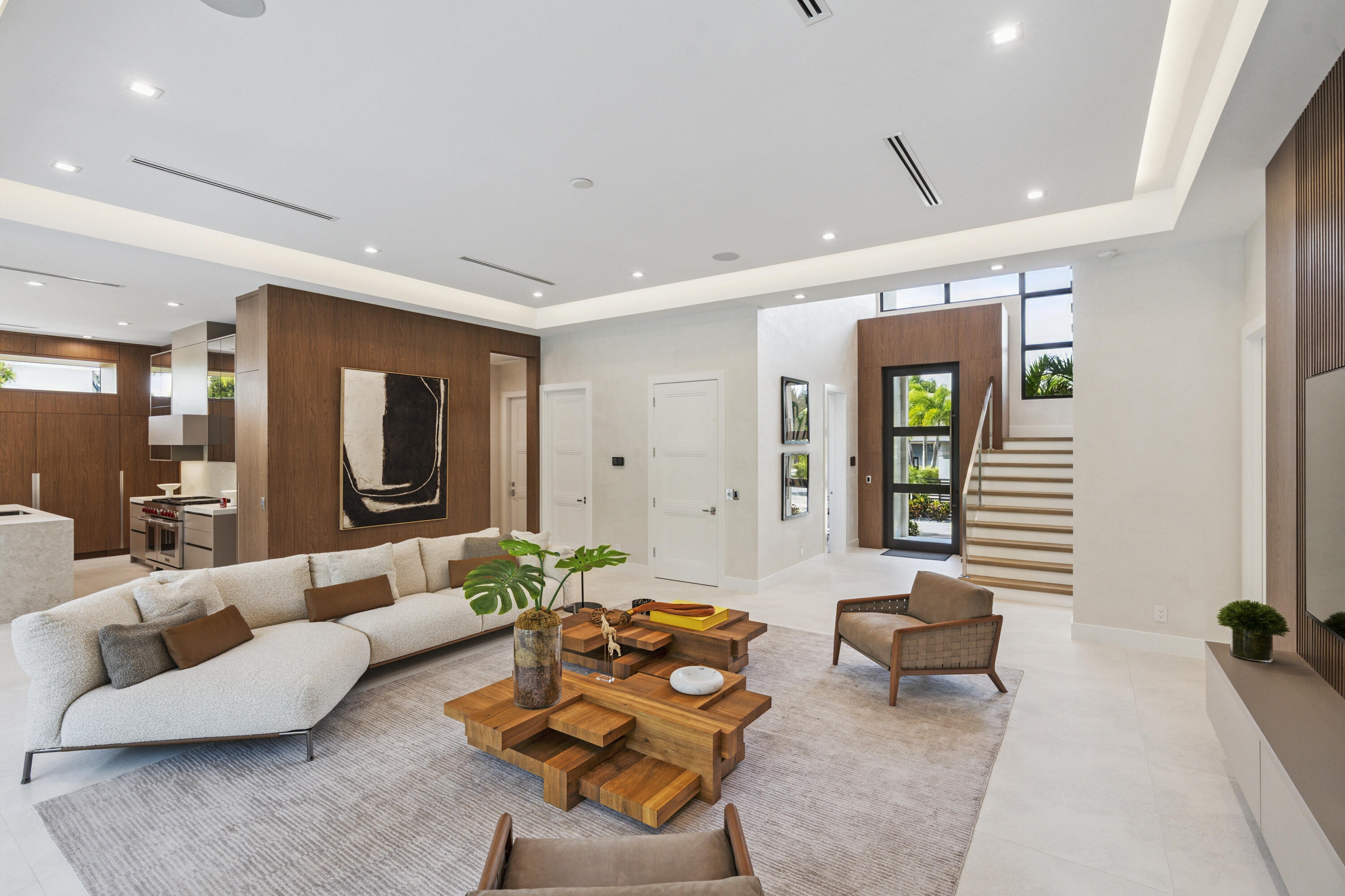 354 NE 4th Street