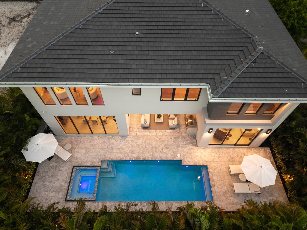 BOCA VILLAS - Residential