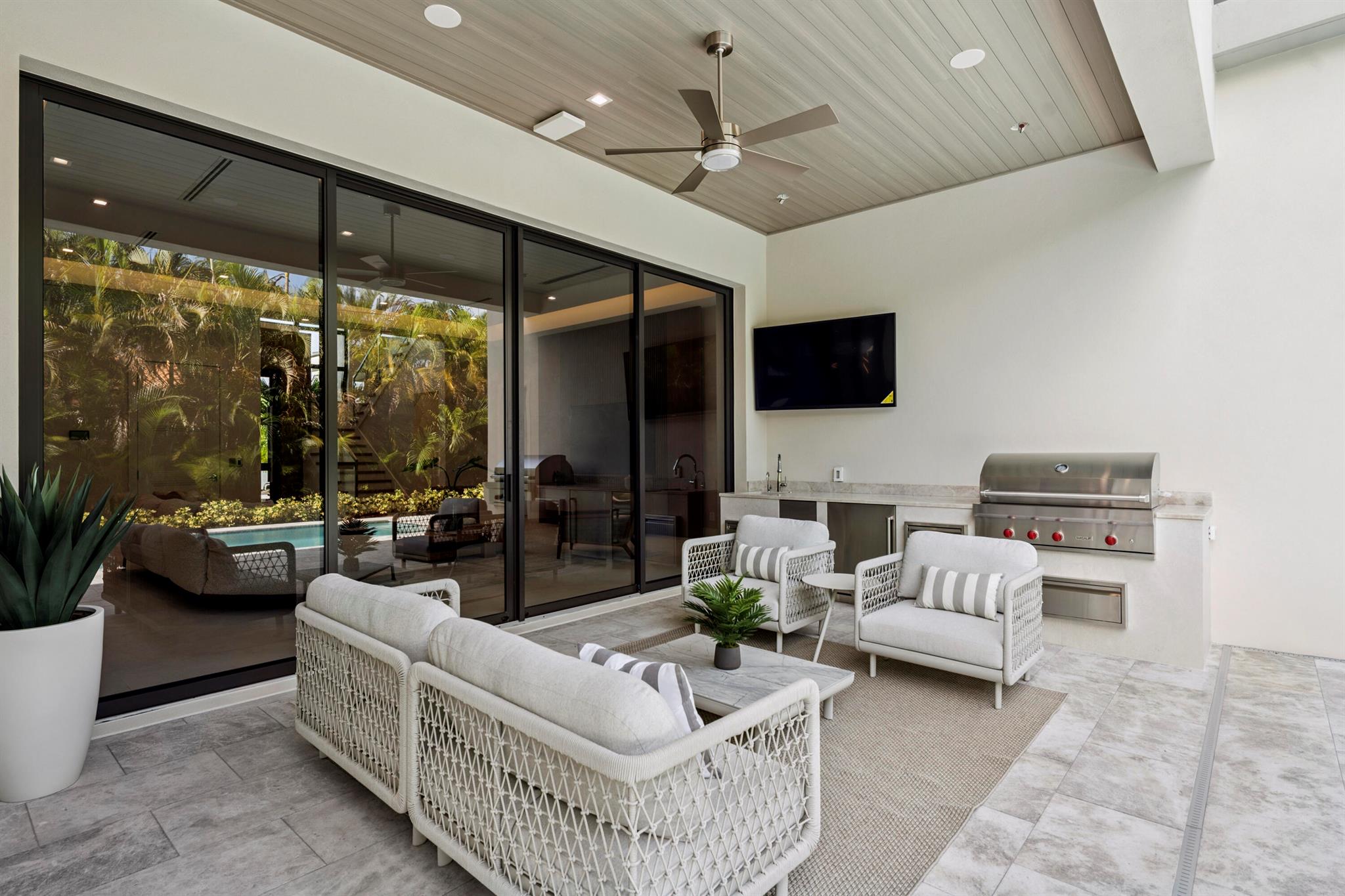 BOCA VILLAS - Residential