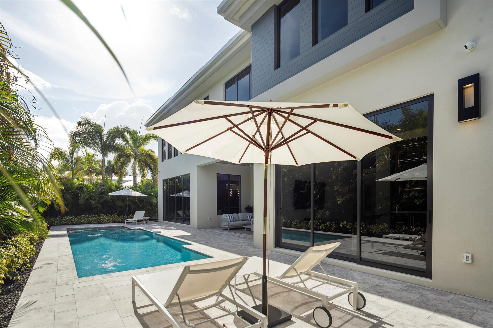 BOCA VILLAS - Residential