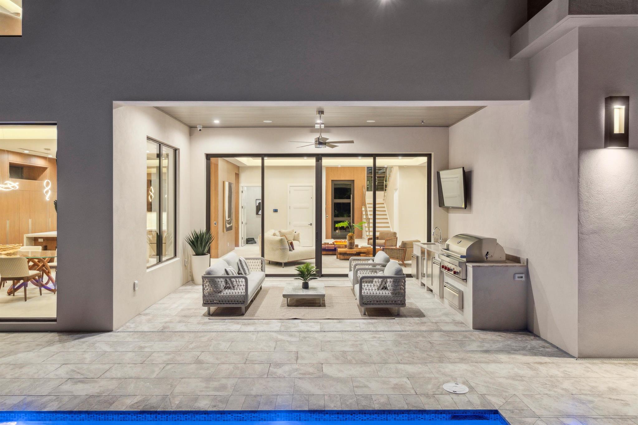 BOCA VILLAS - Residential