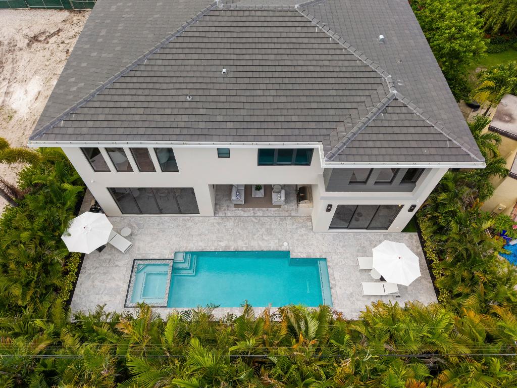 BOCA VILLAS - Residential