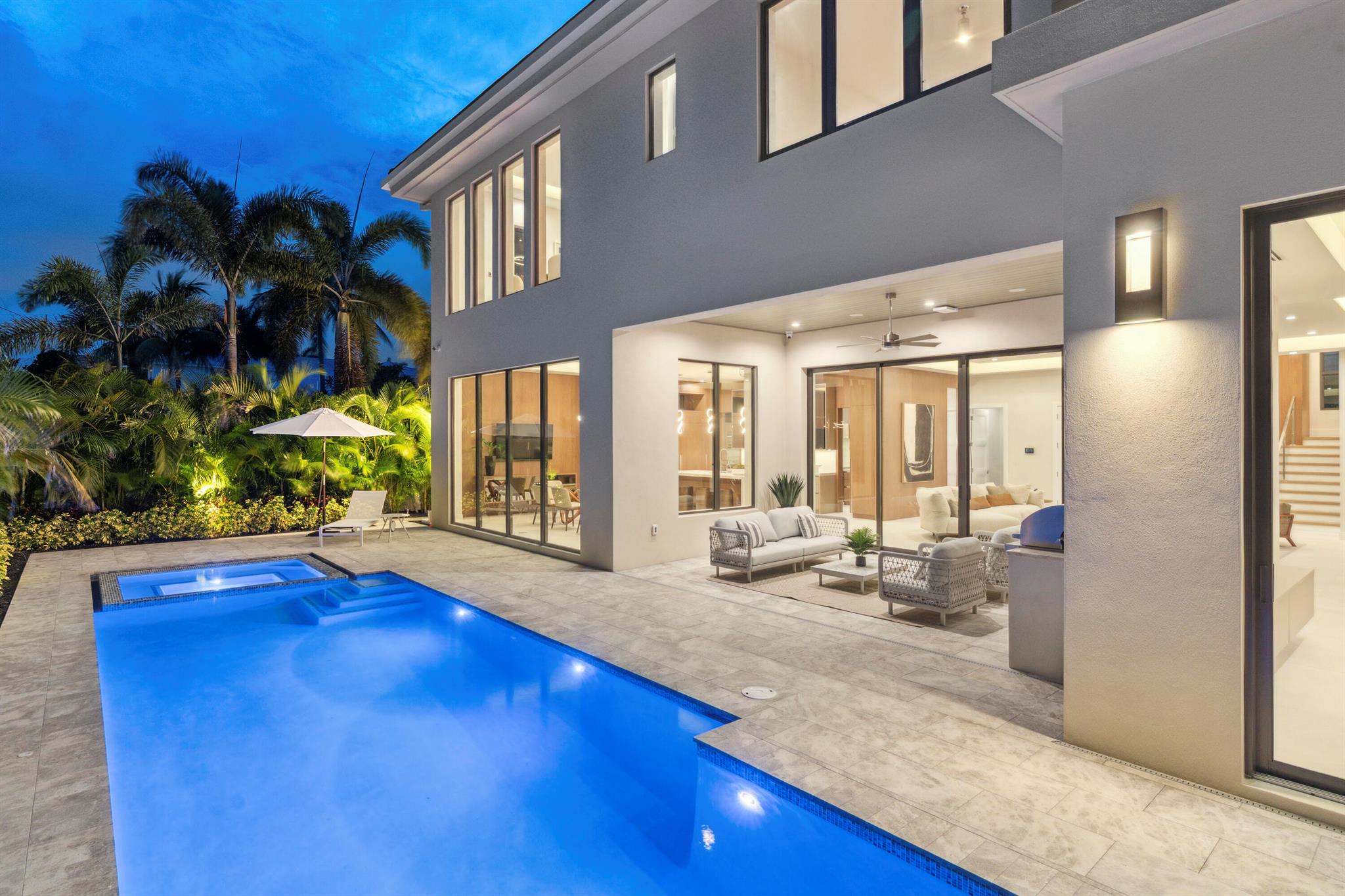 354 NE 4th Street