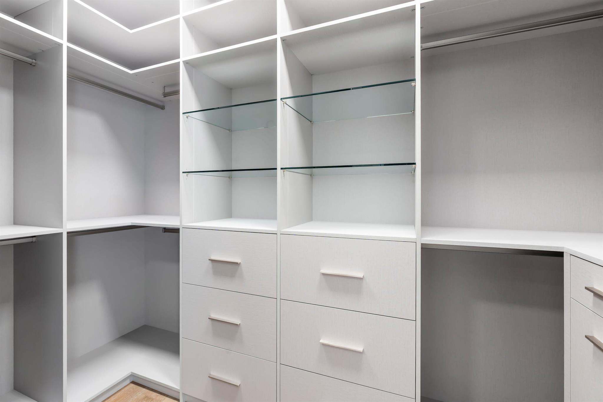 BOCA VILLAS - Residential