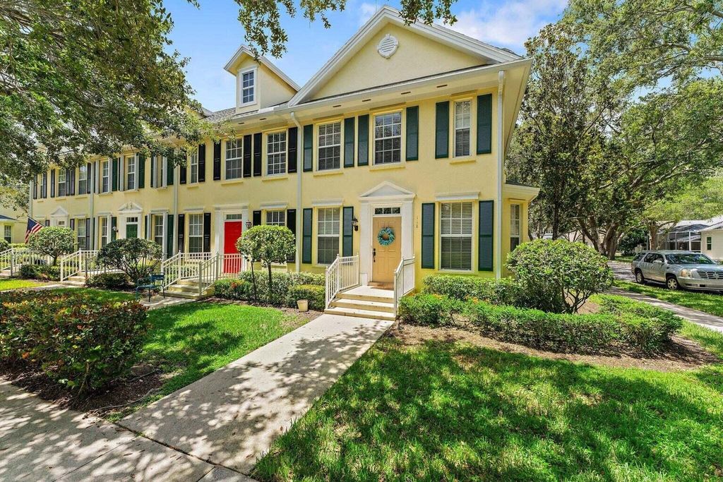 Photo of 118 Redwood Drive, Jupiter, FL 33458 (MLS # R11026917)