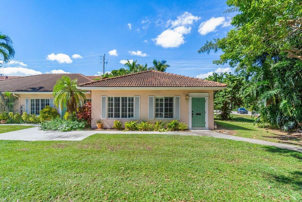 Photo of 770 E Camino Real Real #7, Boca Raton, FL 33432 (MLS # R11023317)
