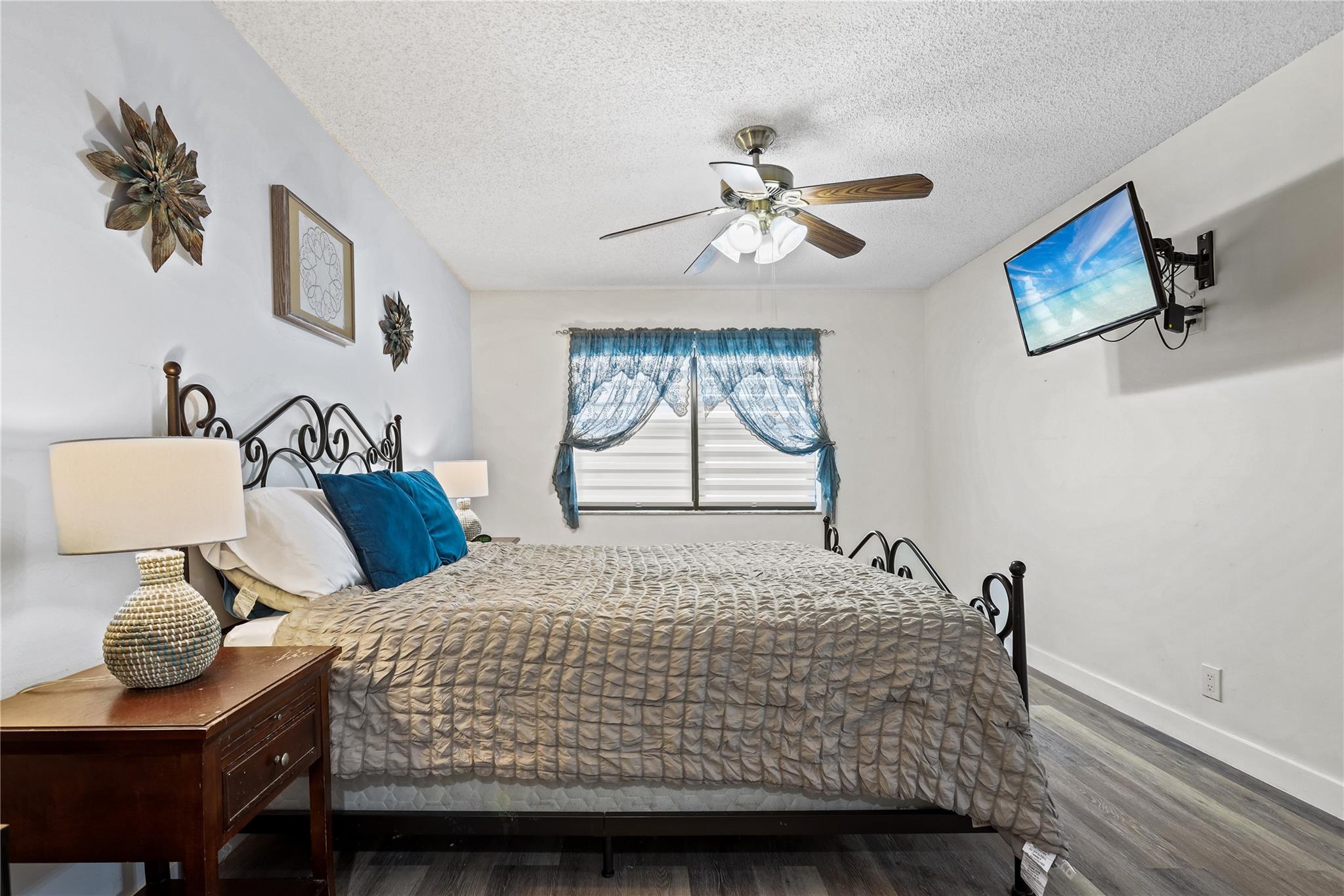 Sunrise Lakes Phase IV - Residential