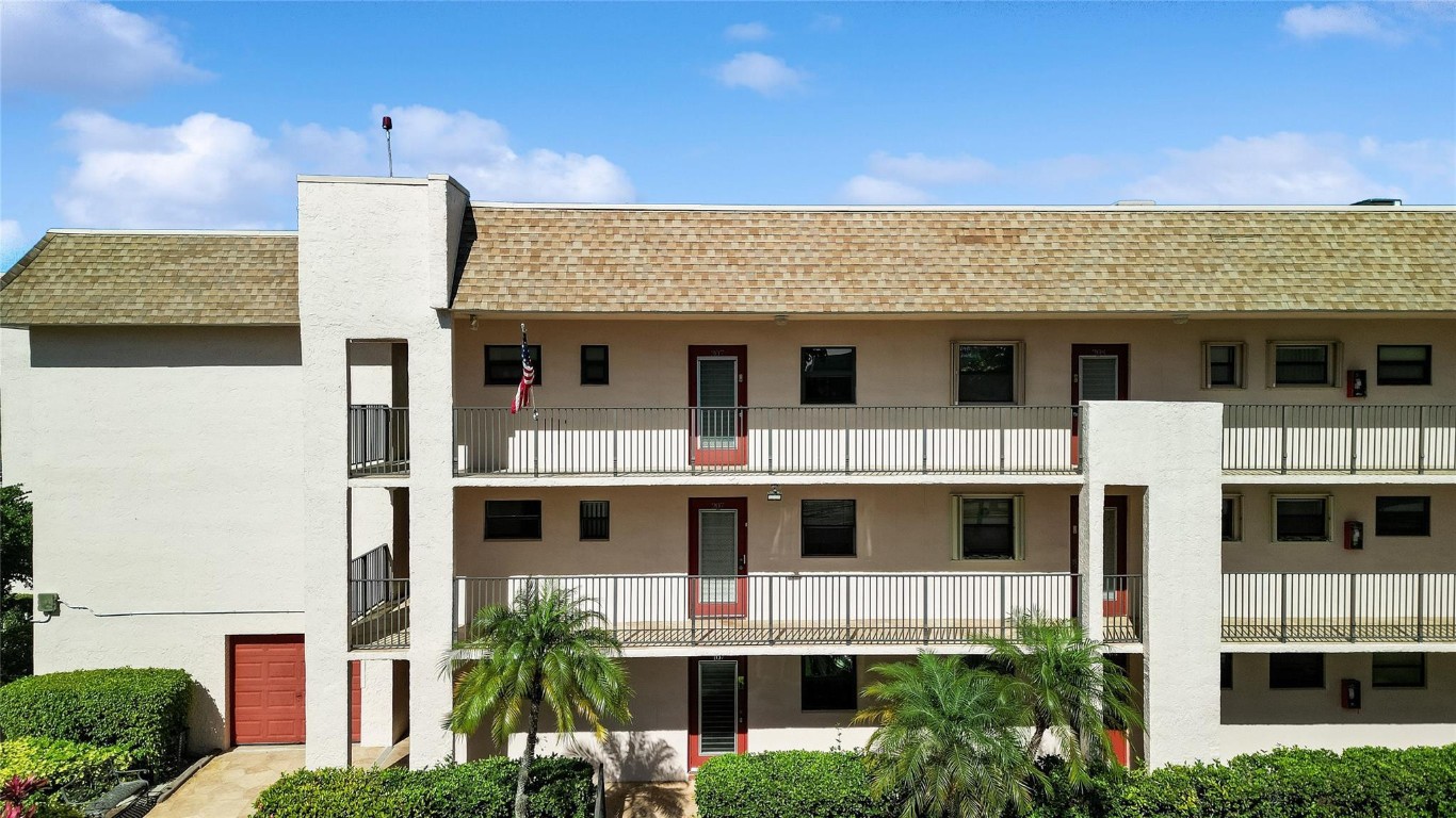 Sunrise Lakes Phase IV - Residential