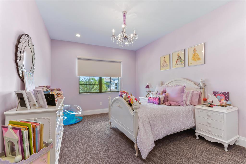 SEVEN BRIDGES - Residential