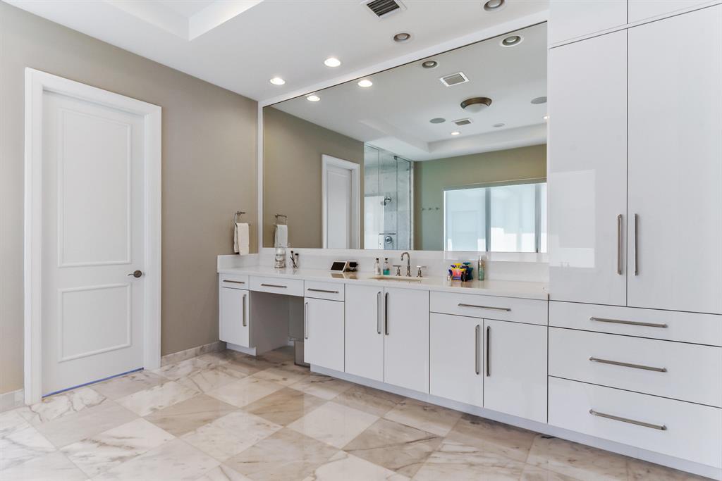 SEVEN BRIDGES - Residential