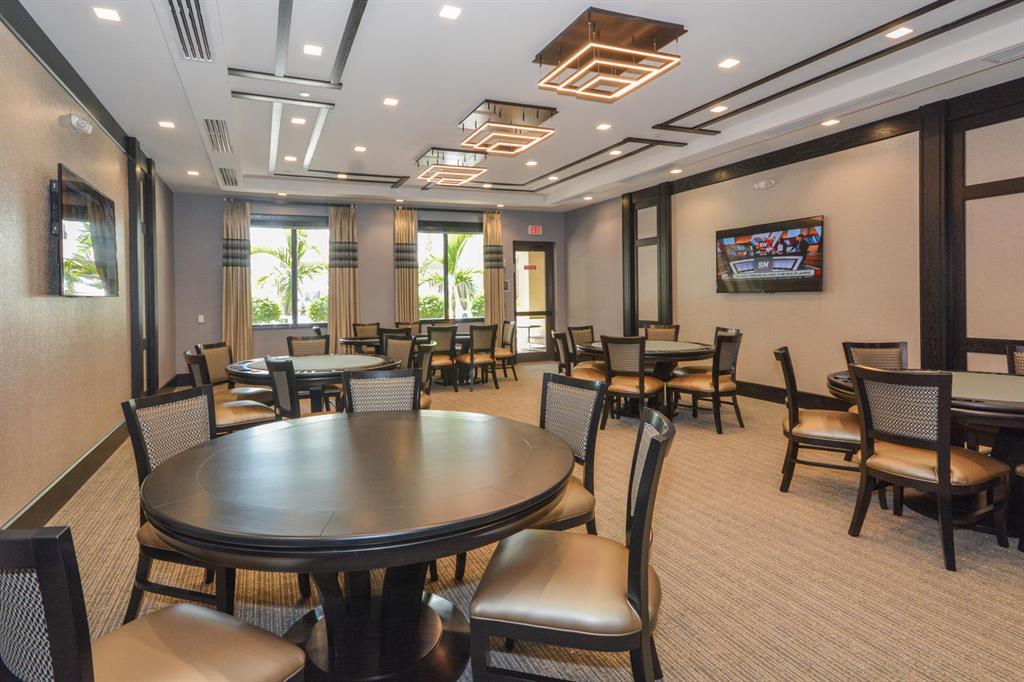 SEVEN BRIDGES - Residential