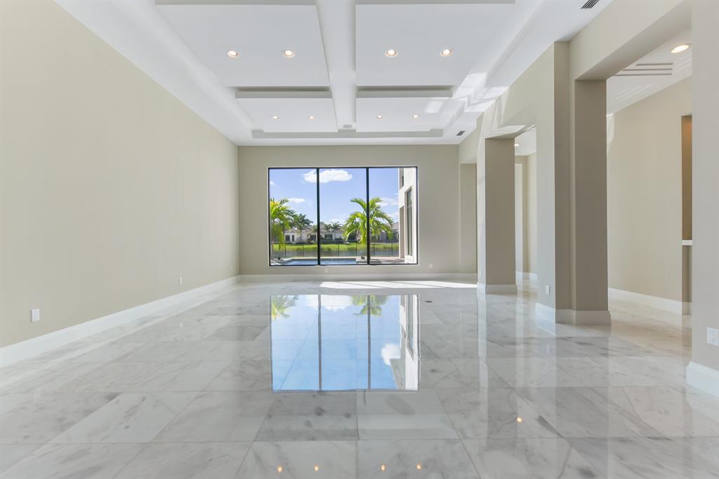 SEVEN BRIDGES - Residential